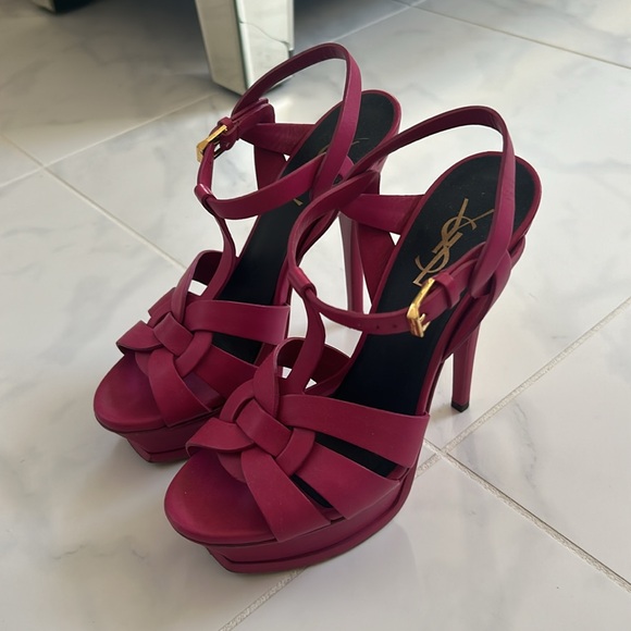 Y Tributes 37 - Picture 2 of 6